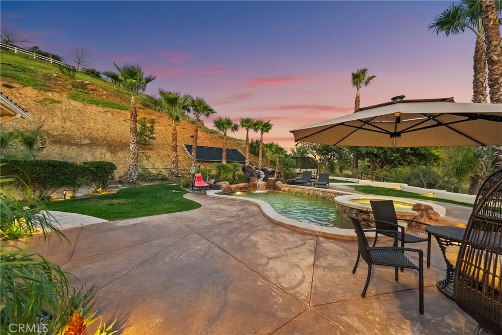 44930 Via Renaissance