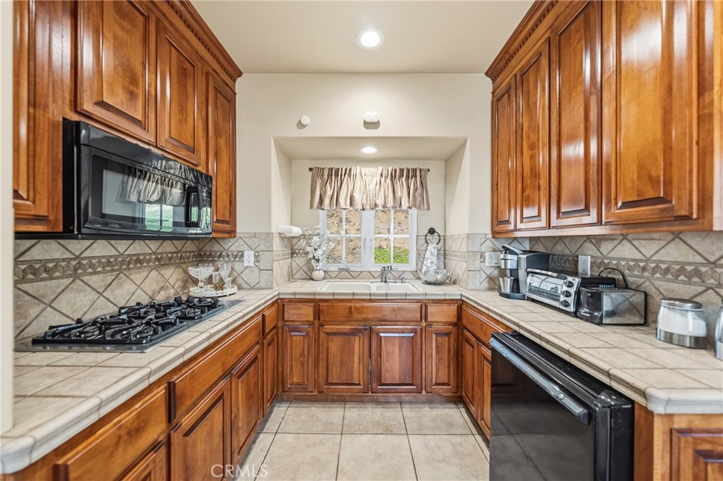 44930 Via Renaissance