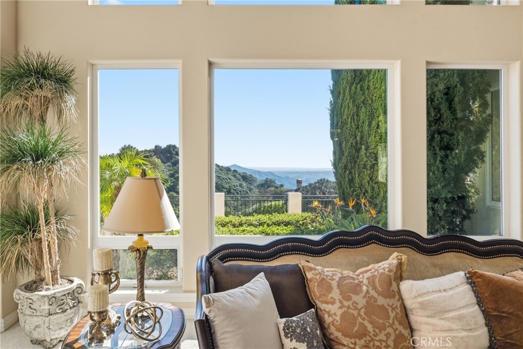 44930 Via Renaissance