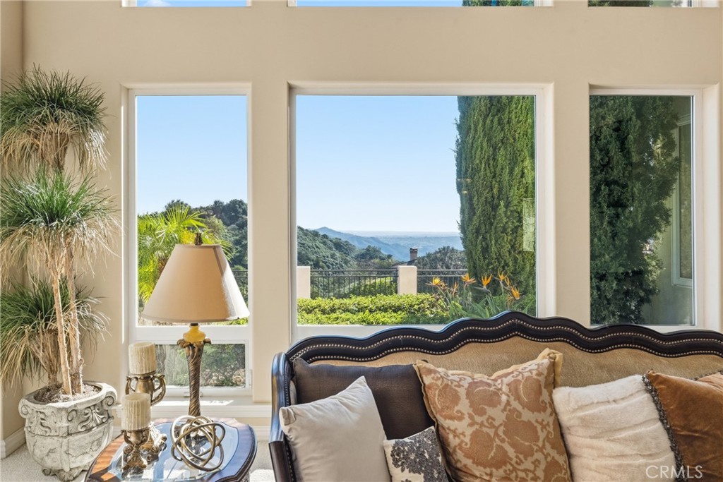 44930 Via Renaissance