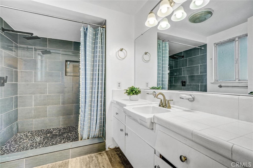 530 N. Stanford Avenue