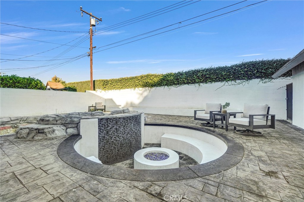 530 N. Stanford Avenue