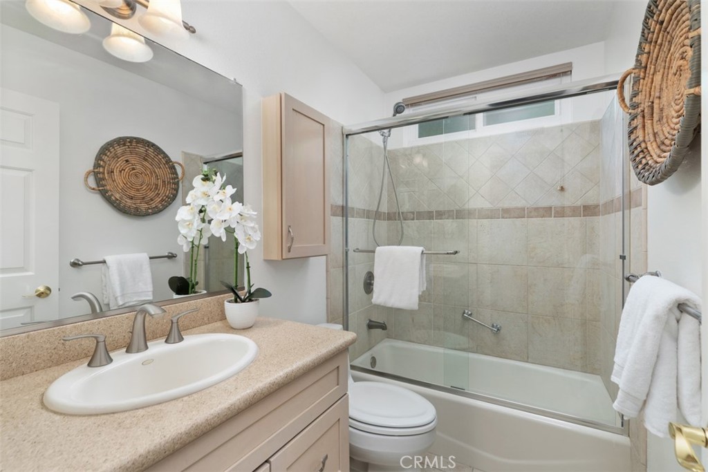 26932 La Sierra Drive