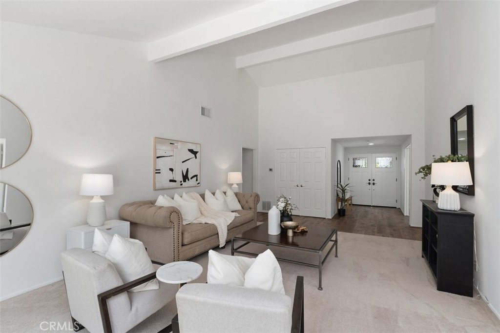 26932 La Sierra Drive