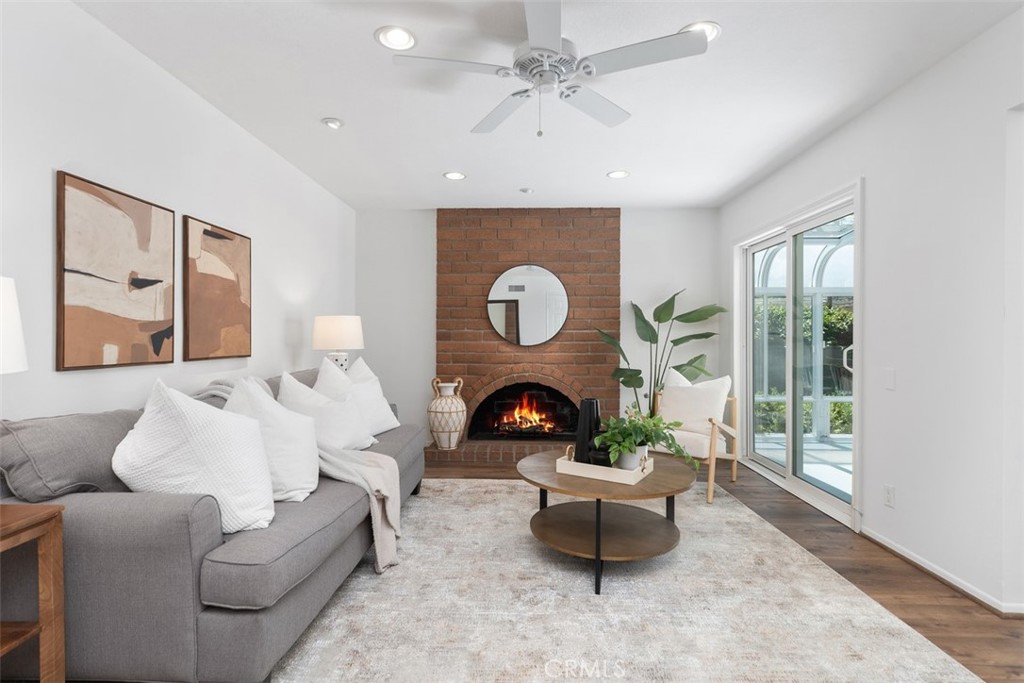 26932 La Sierra Drive