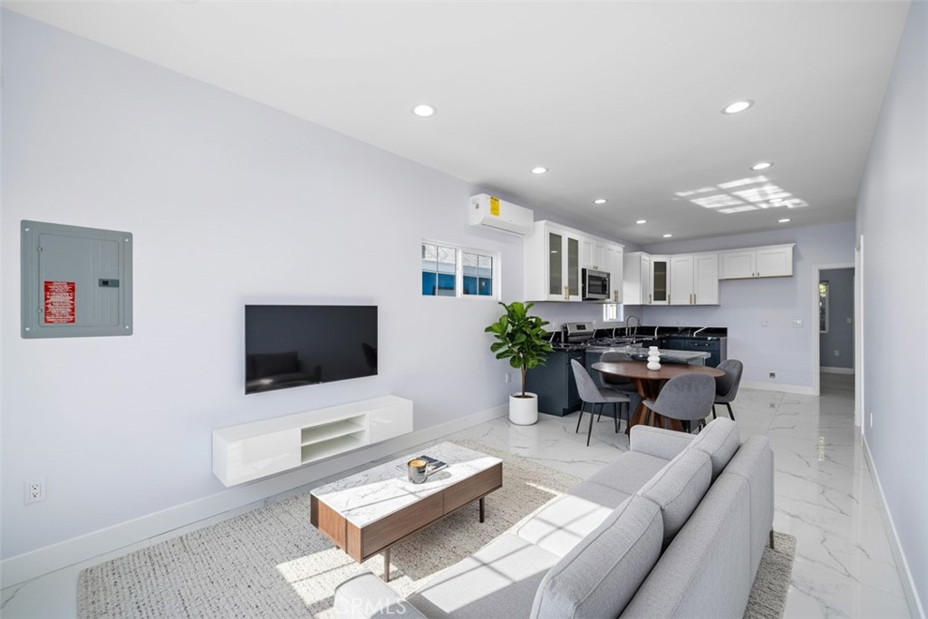 14712 Newland Street