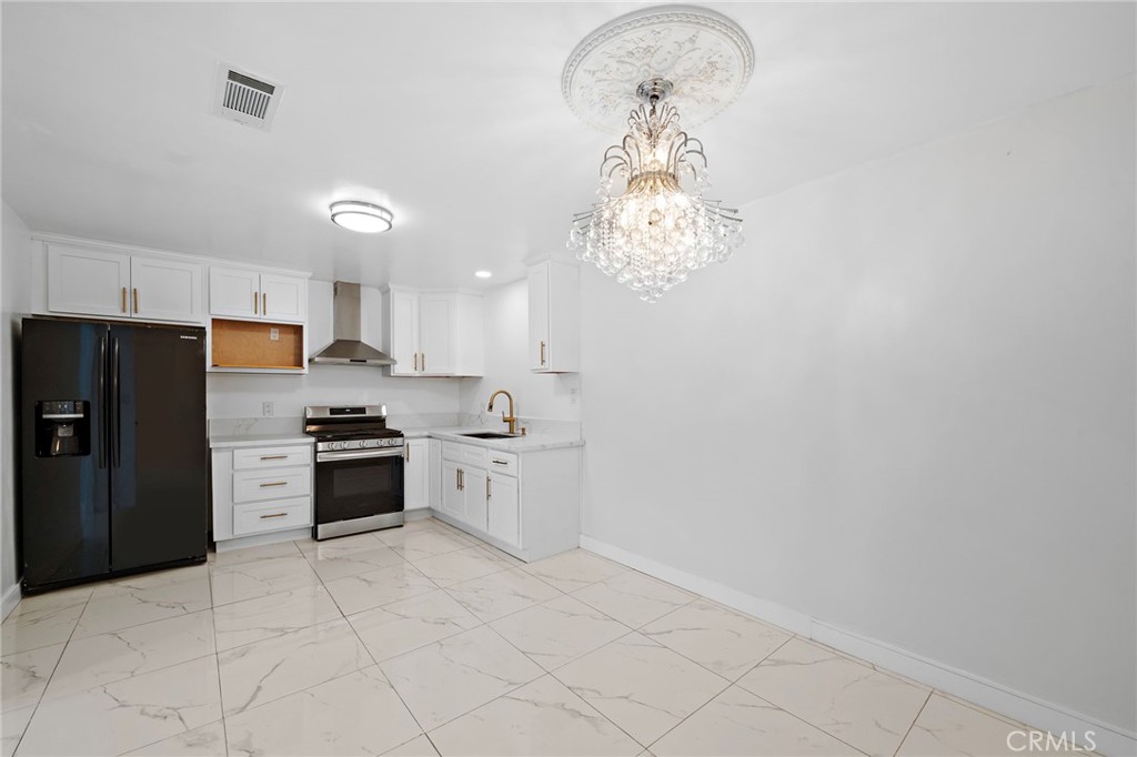 14712 Newland Street