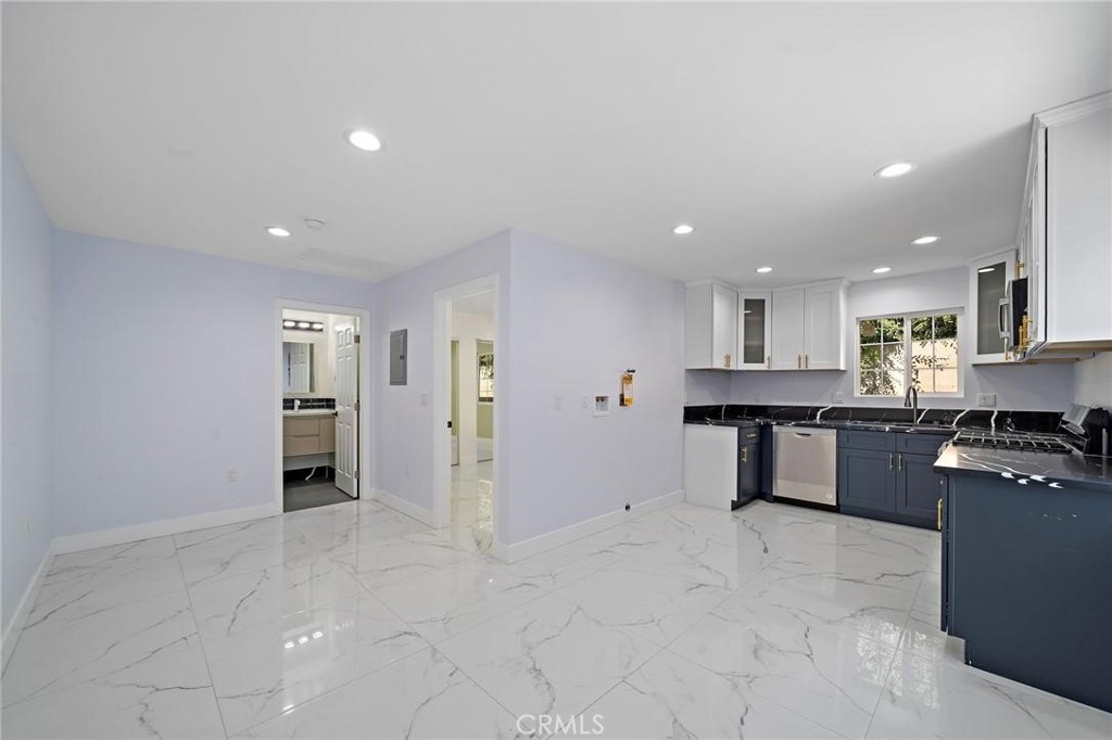 14712 Newland Street