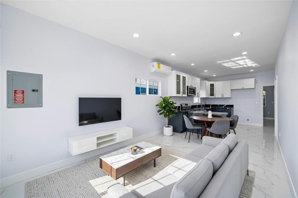 14712 Newland Street