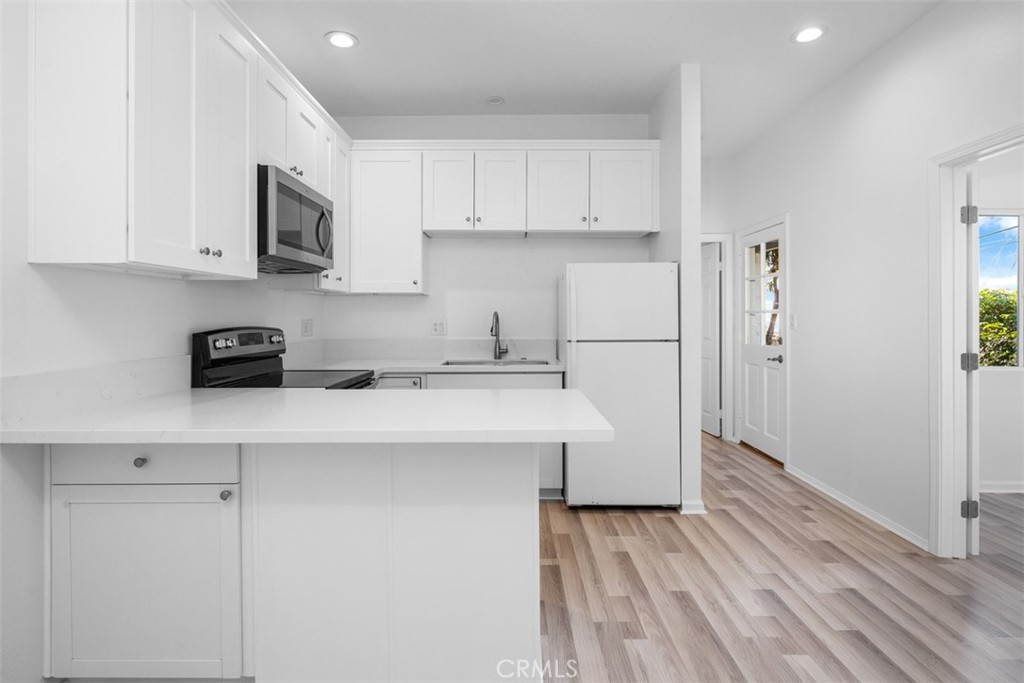 33821 El Encanto Avenue