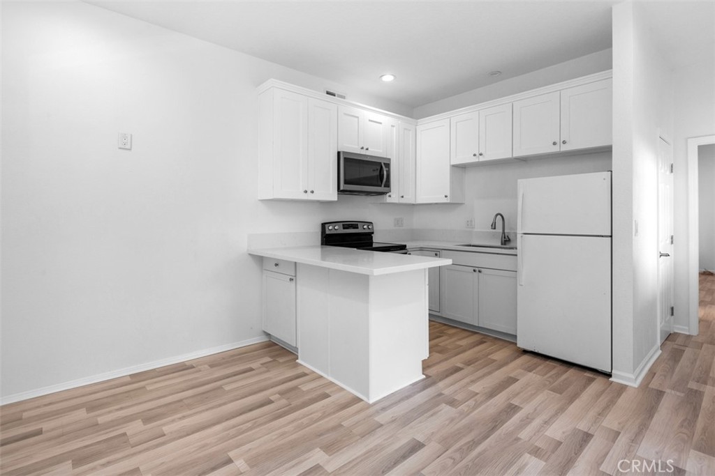 33821 El Encanto Avenue