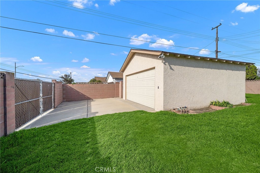 7869 La Mirada Circle