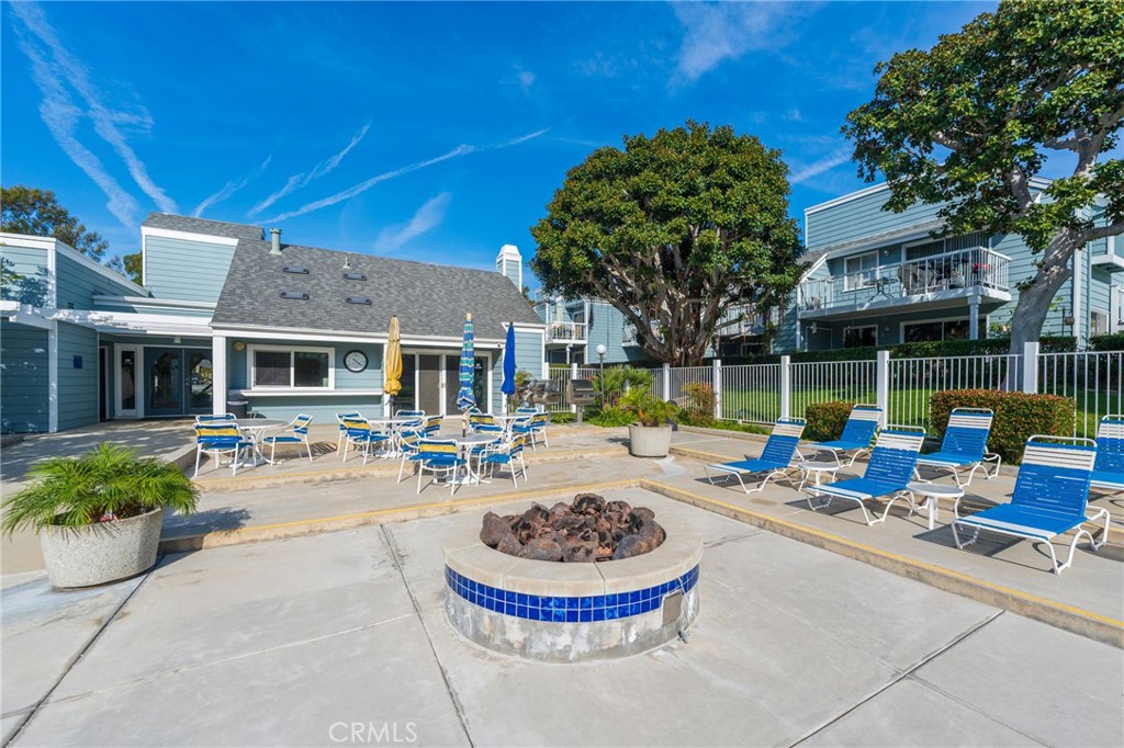 6020 Bixby Village 63