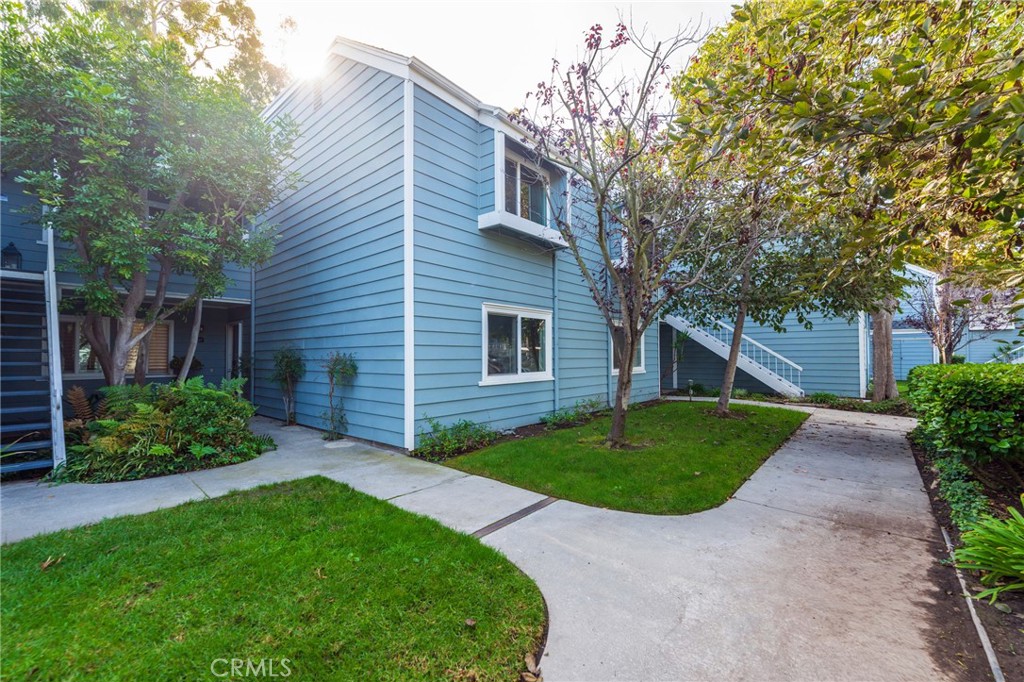 6020 Bixby Village 63