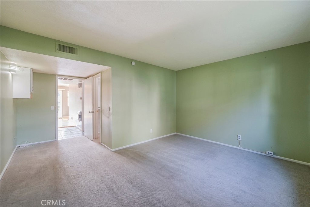 6020 Bixby Village 63