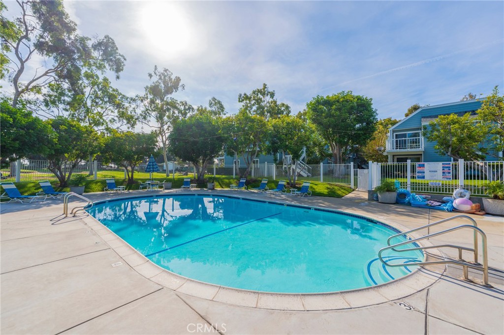 6020 Bixby Village 63