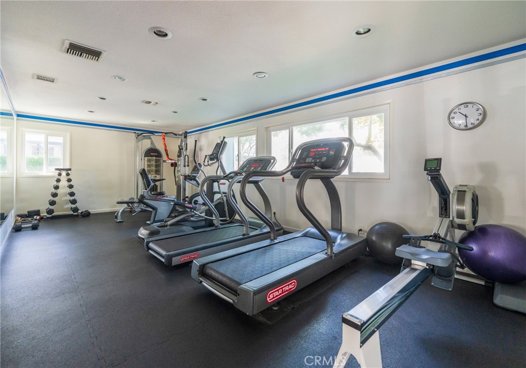 6020 Bixby Village 63