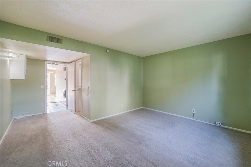 6020 Bixby Village 63