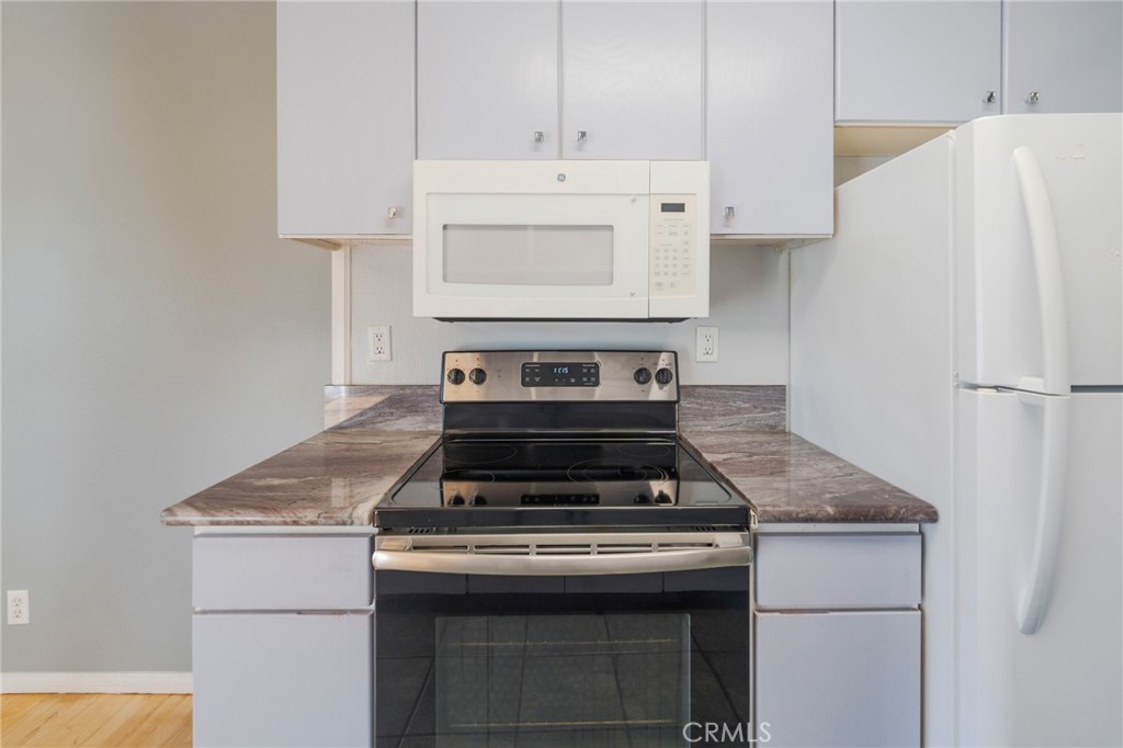 6020 Bixby Village 63