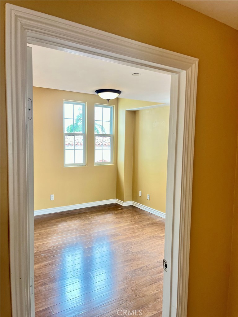 244 Avenida Granada B