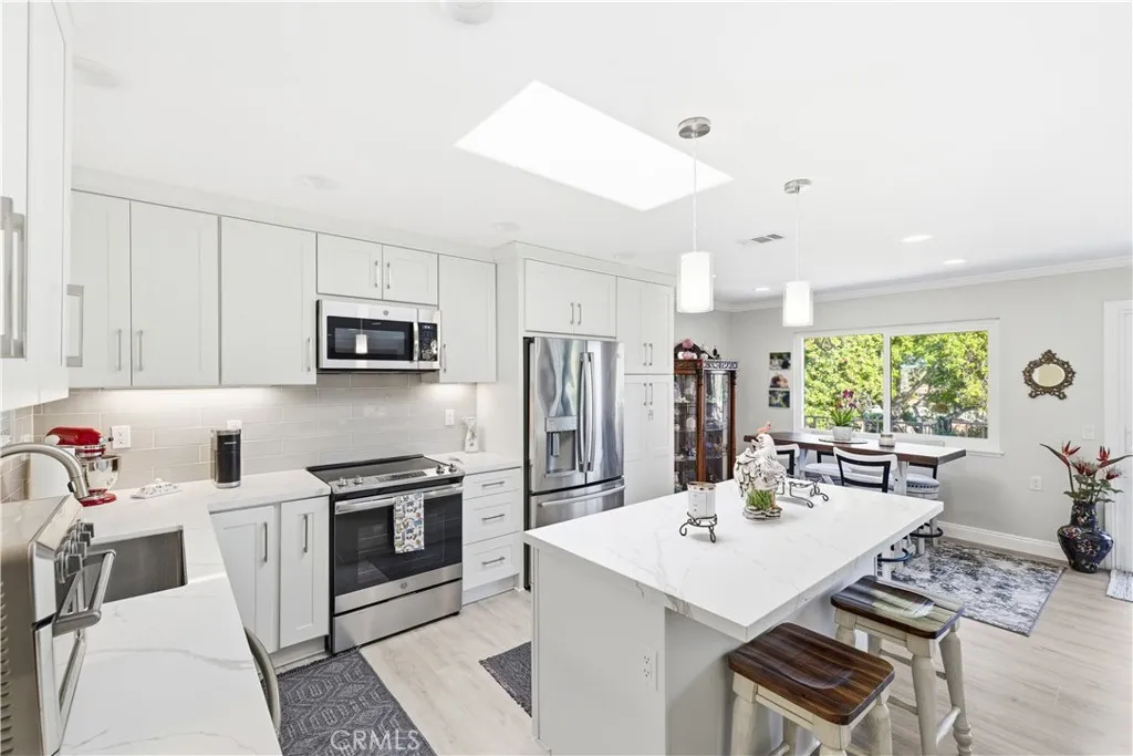 2269 Via Puerta Unit Q