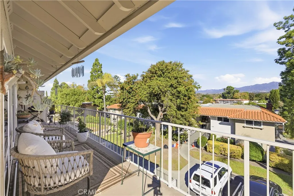 2269 Via Puerta Unit Q