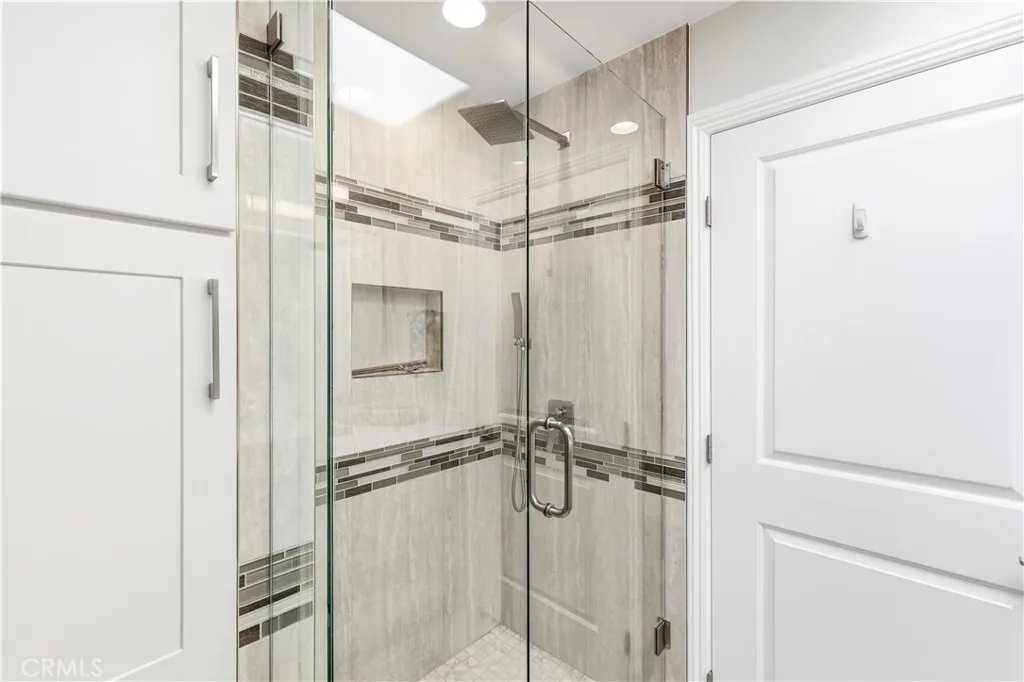 2269 Via Puerta Unit Q