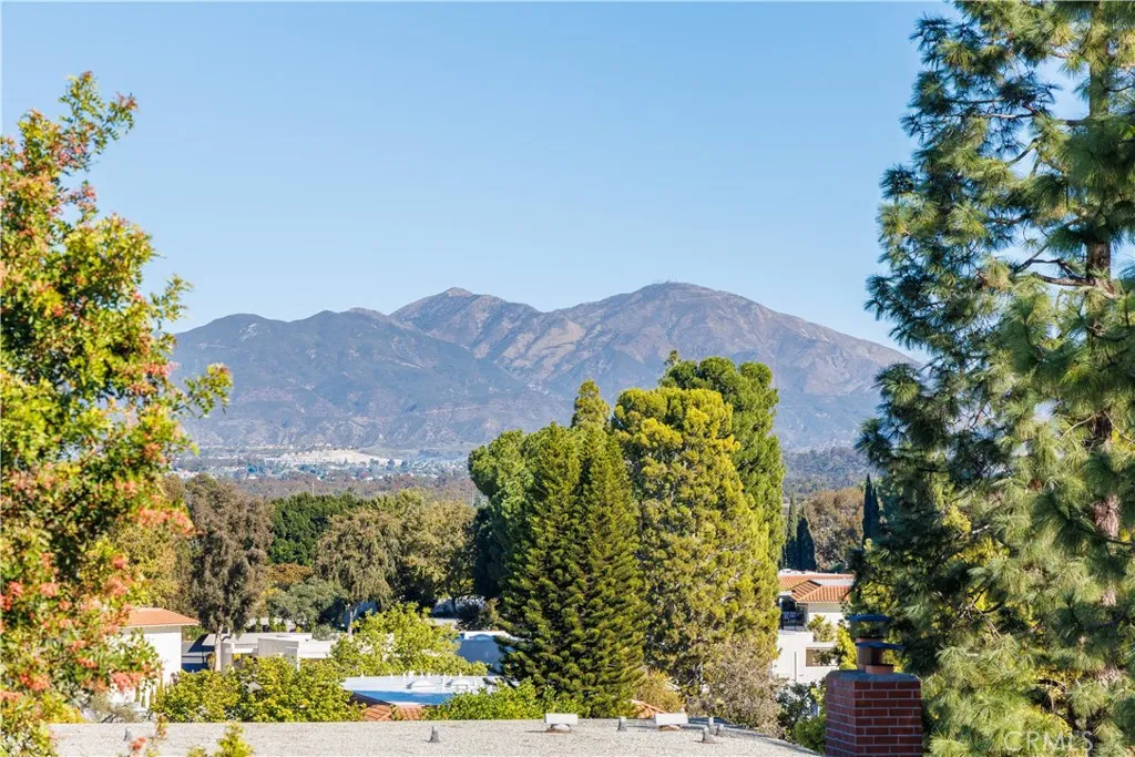 2269 Via Puerta Unit Q