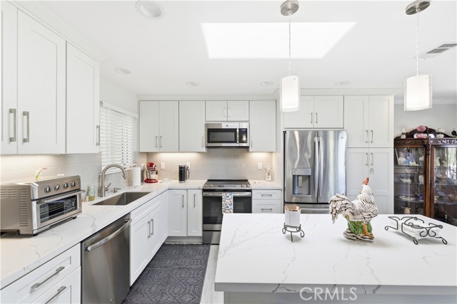 2269 Via Puerta Unit: Q