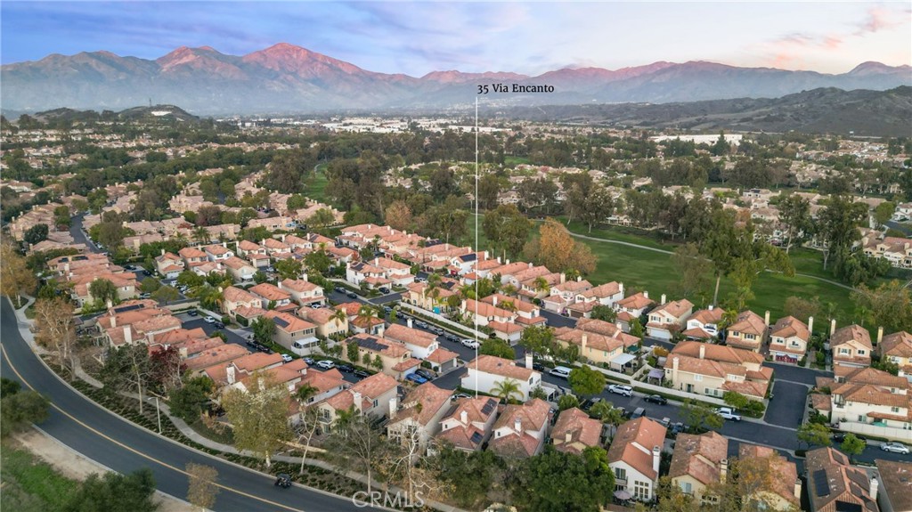 35 Via Encanto