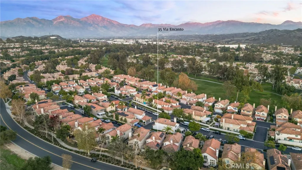35 Via Encanto