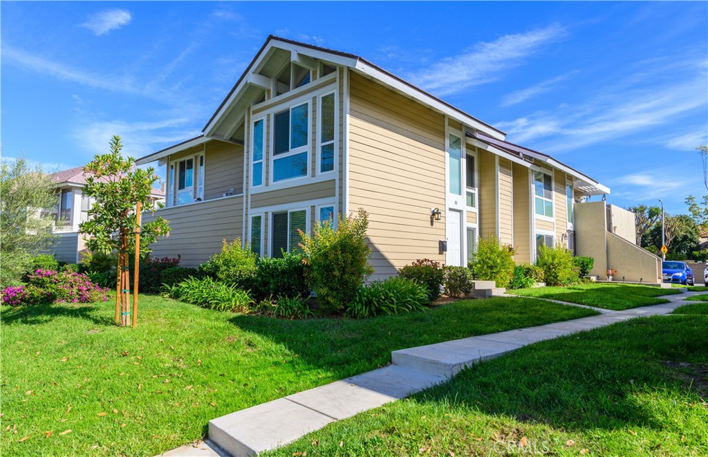 51 Oval Road 1