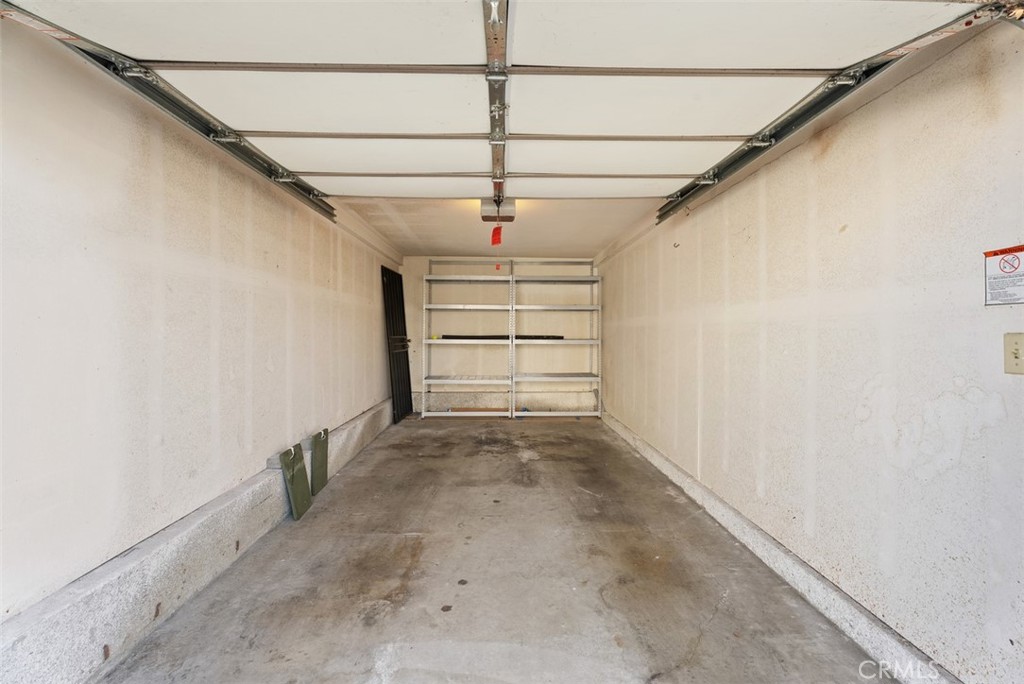 24245 Avenida De Las Flores