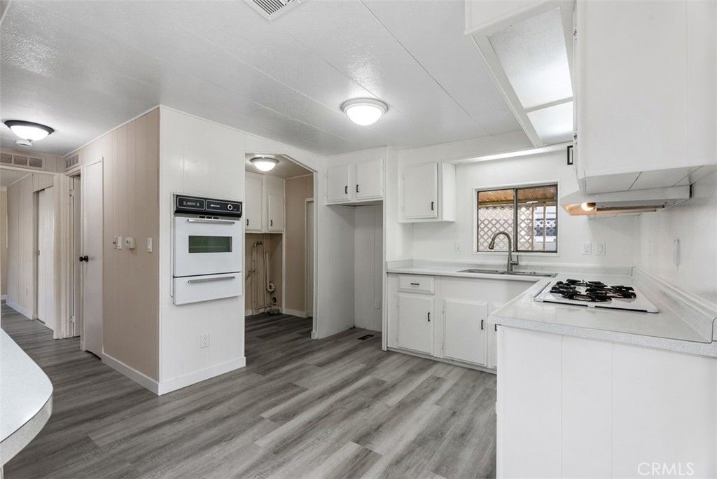 15621 Beach Boulevard 103