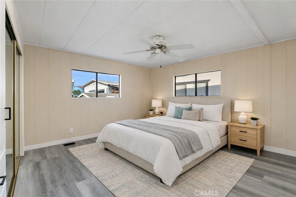 15621 Beach Boulevard 103