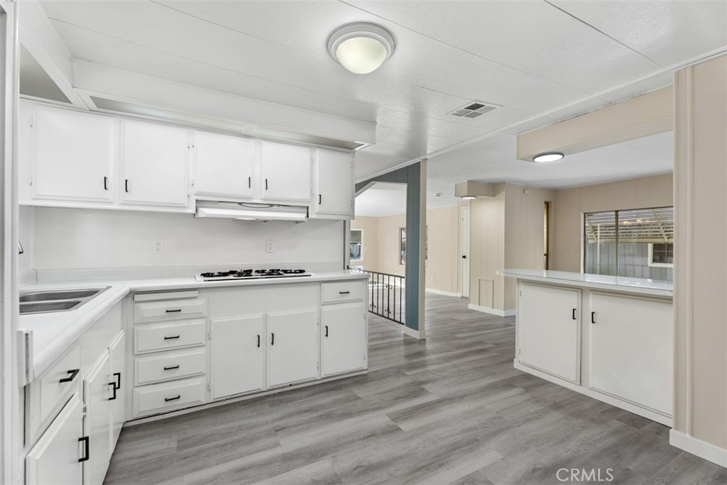 15621 Beach Boulevard 103