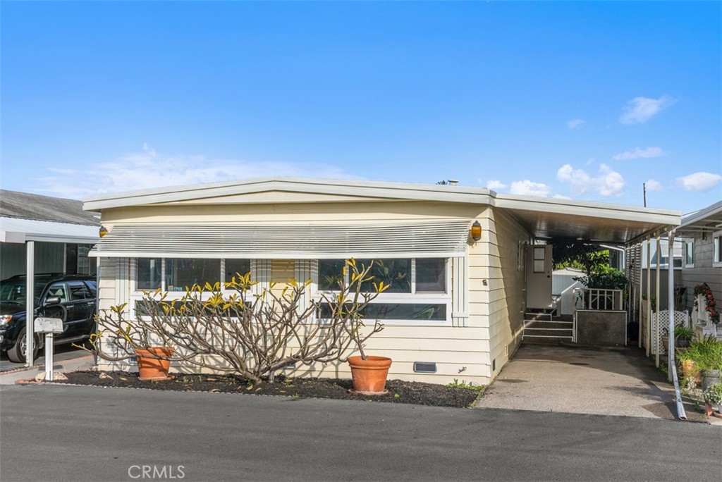 15621 Beach Boulevard 103