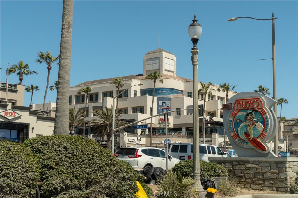 9958 Continental Drive