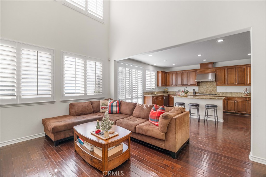 236 W Weeping Willow