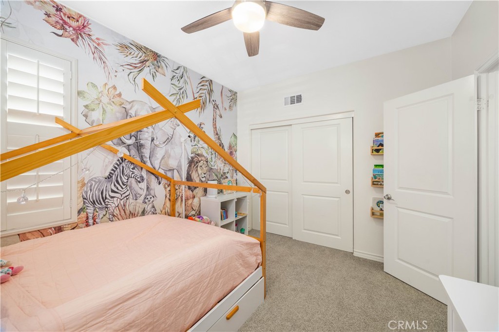 236 W Weeping Willow