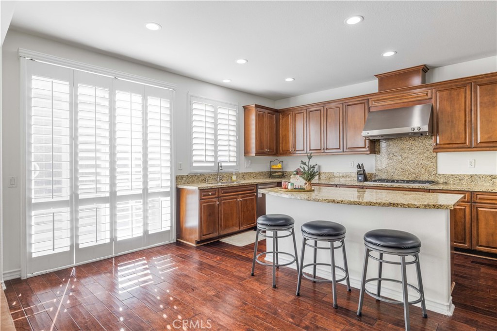 236 W Weeping Willow