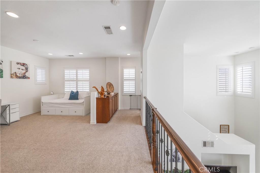 236 W Weeping Willow