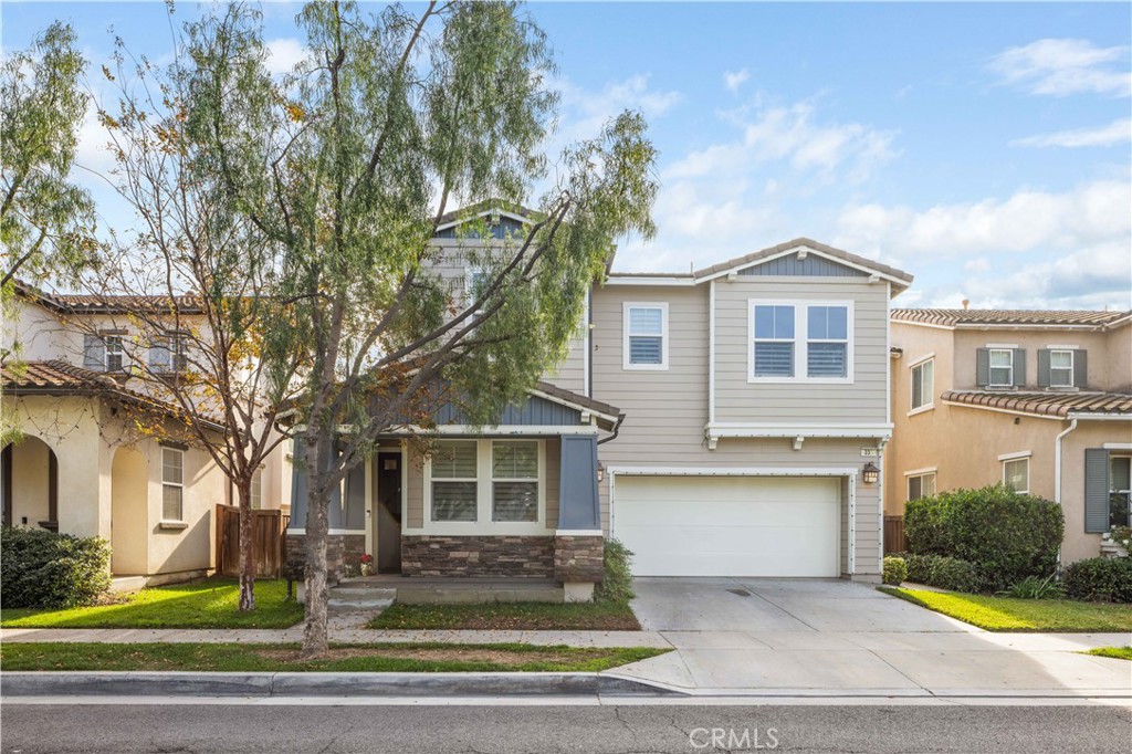 236 W Weeping Willow