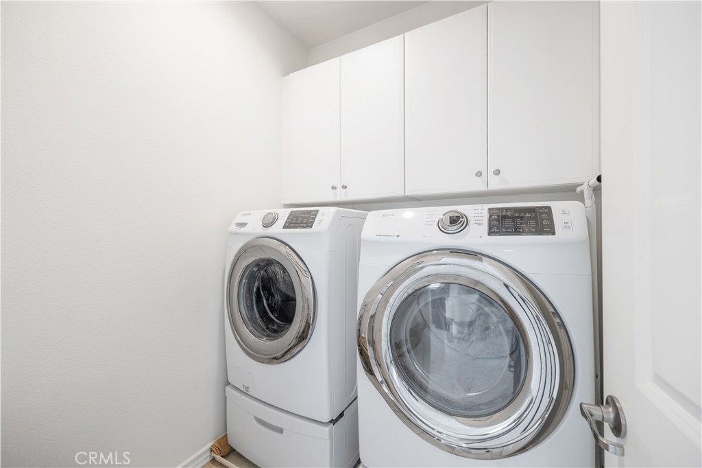 236 W Weeping Willow