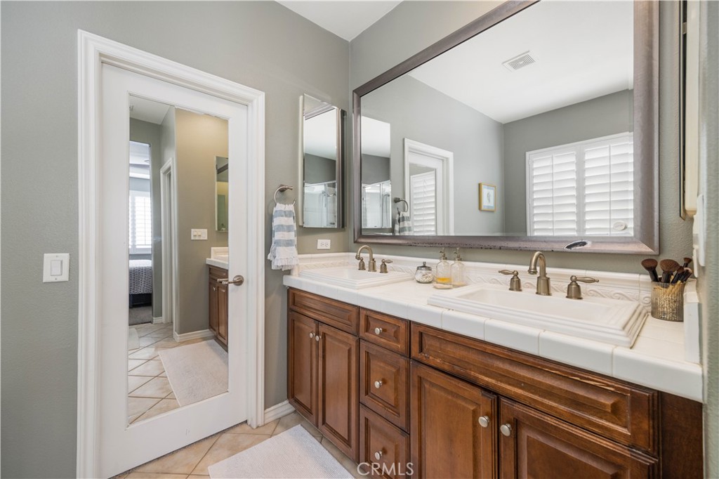 236 W Weeping Willow