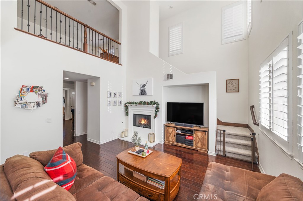 236 W Weeping Willow