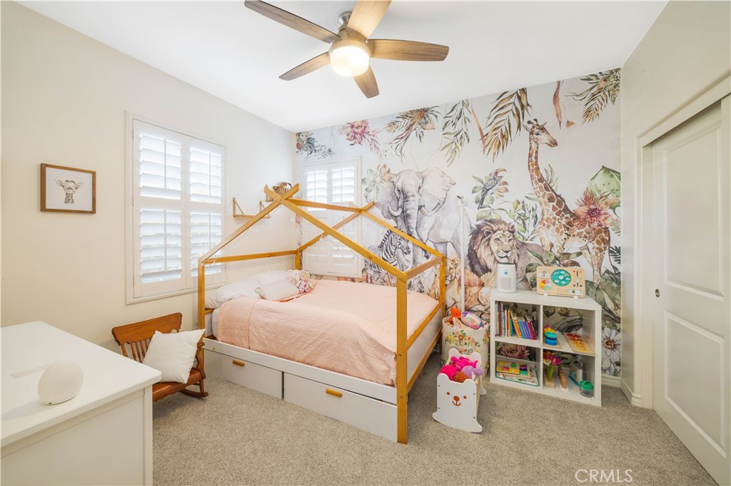 236 W Weeping Willow