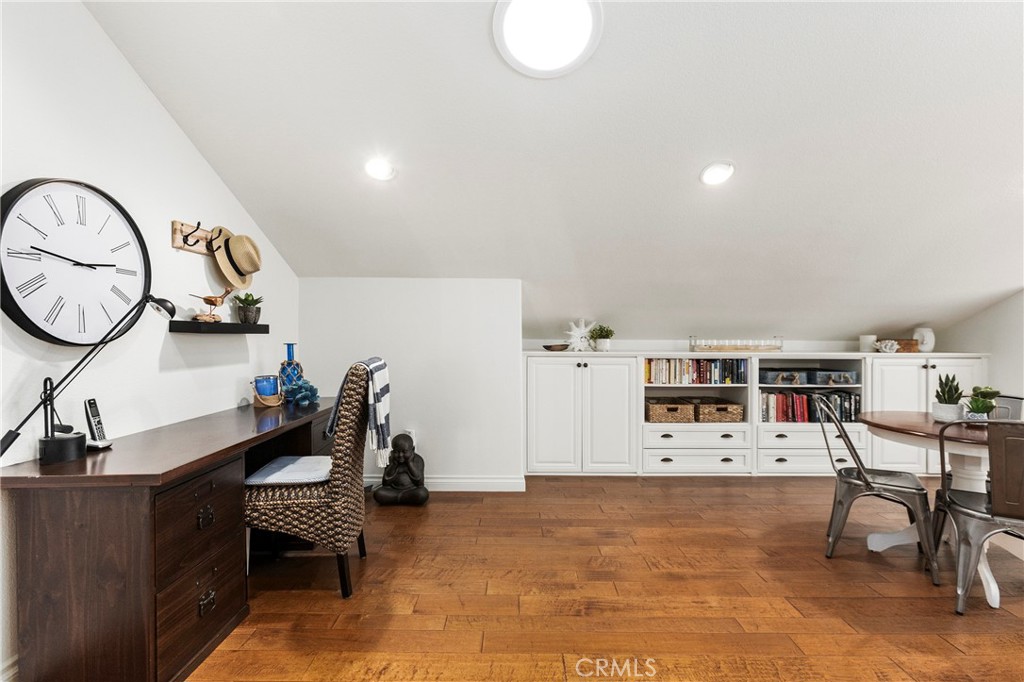 24312 Rue De Gauguin