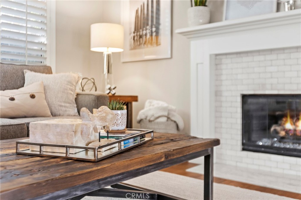 24312 Rue De Gauguin