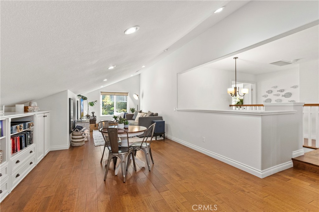 24312 Rue De Gauguin